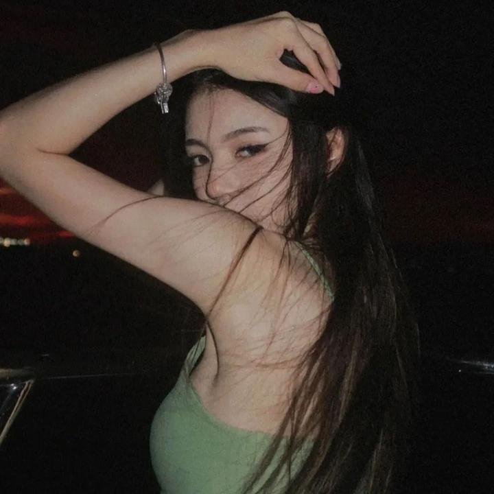 贵妃她每天都想逃离皇宫